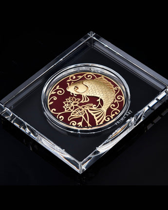 DGS-0027-01 Golden Carp Brings Luck in Paperweight Acryllic 12 x 10 cm